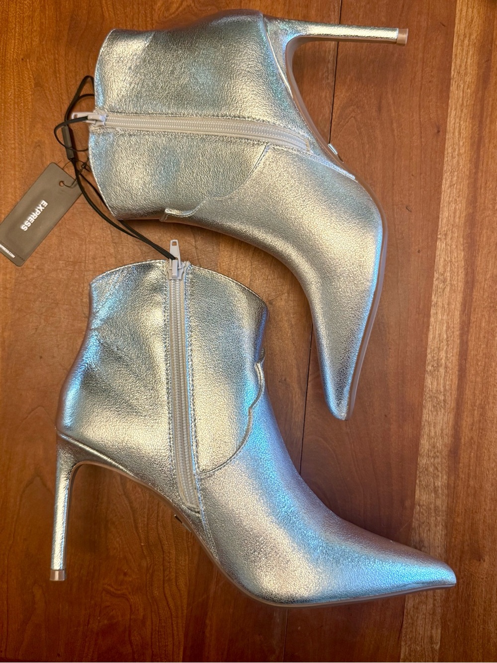 Express Metallic Silver Pointed Toe Ankle Boots with Western Design 8.5 NEW